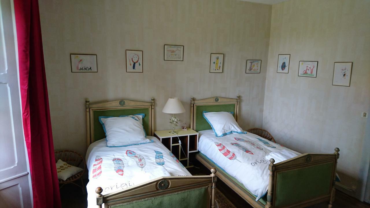 Pierre Deluen Domaine De La Grange De Quaire Bed and Breakfast Chassenon Εξωτερικό φωτογραφία